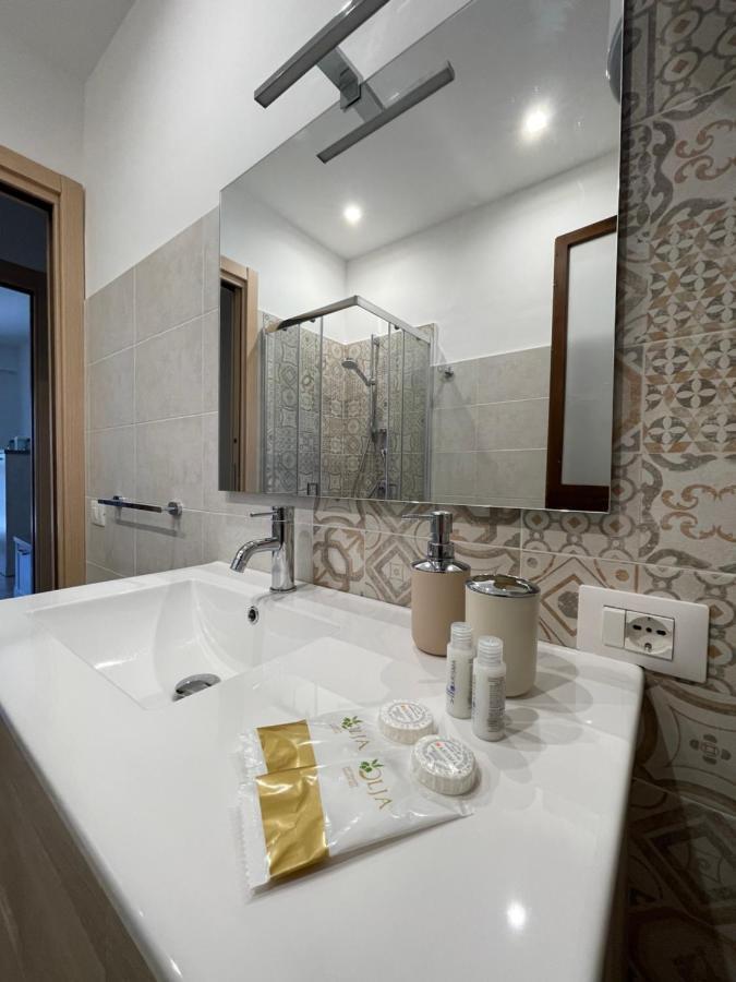 Fondachello Sea House Apartment มาสคาลิ ภายนอก รูปภาพ