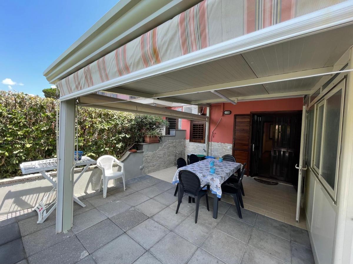 Fondachello Sea House Apartment มาสคาลิ ภายนอก รูปภาพ